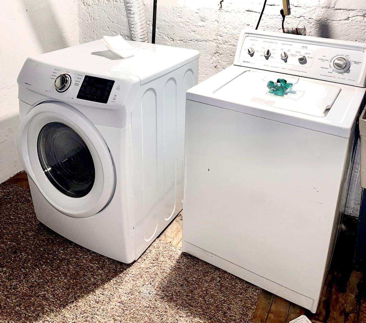 Spacious Home With In-Unit Laundry, Parking, 1Gb Wifi, & Patio Deck Rochester Dış mekan fotoğraf